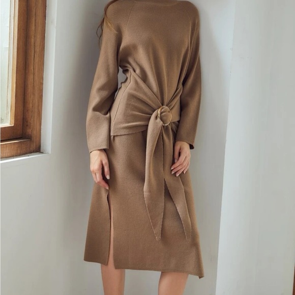 NWT/NEVER WORN MIX WOOL DRESS - Picture 2 of 3